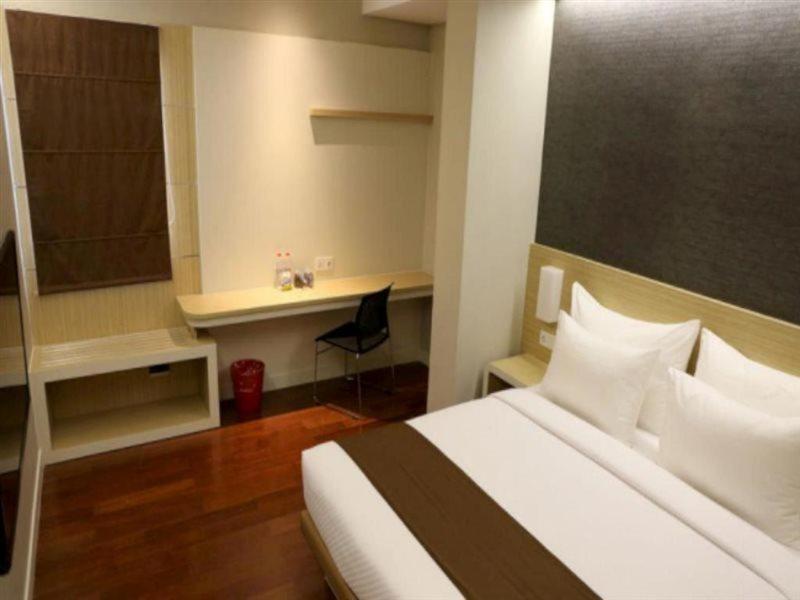 Grand Citihub Hotel @Kartini Bandar Lampung Eksteriør billede